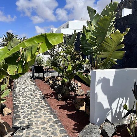 Finca Marisa Tinajo Buitenkant foto